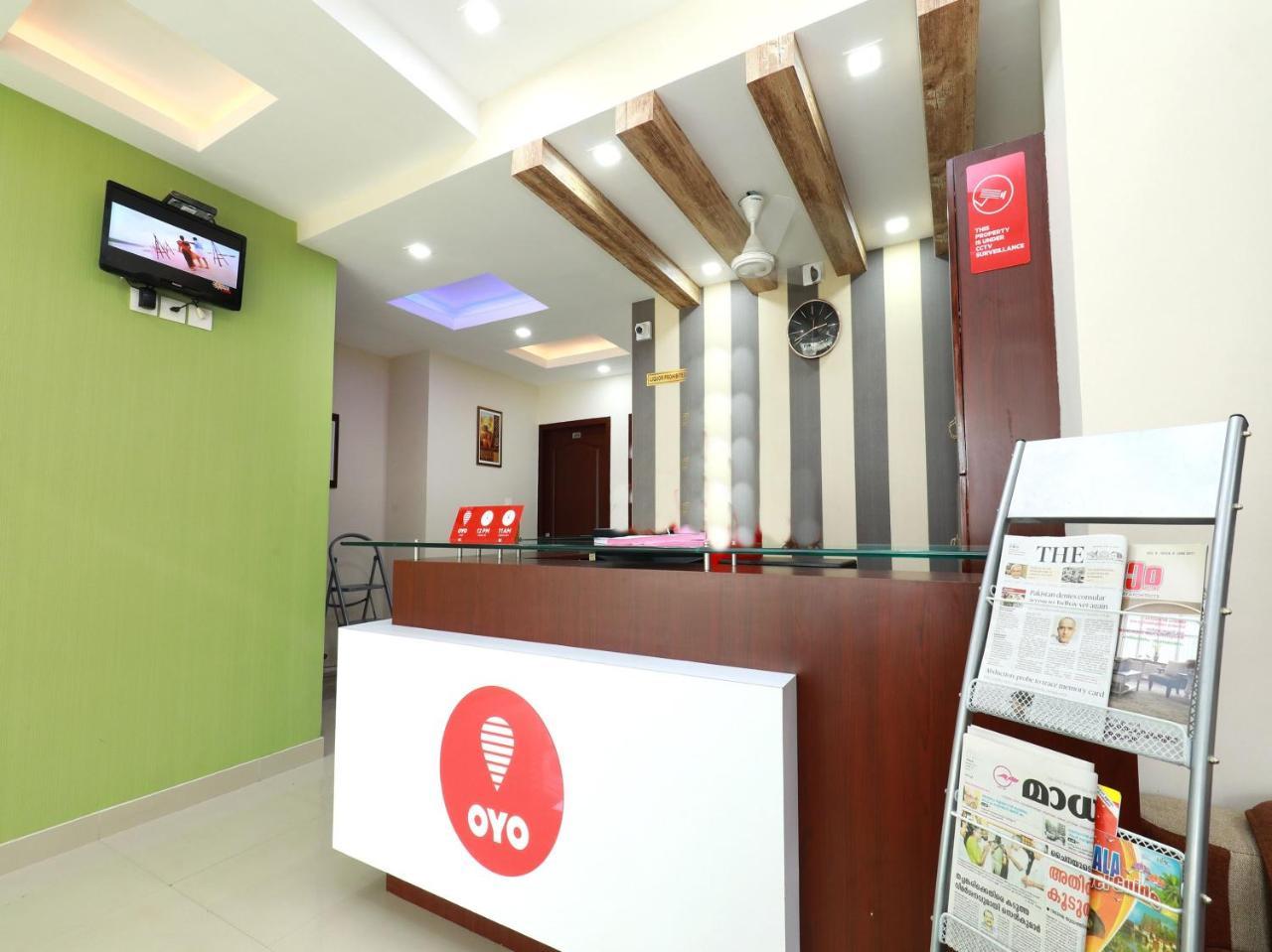 Hotel Oyo 6728 Almas Residency Kochi Exterior foto