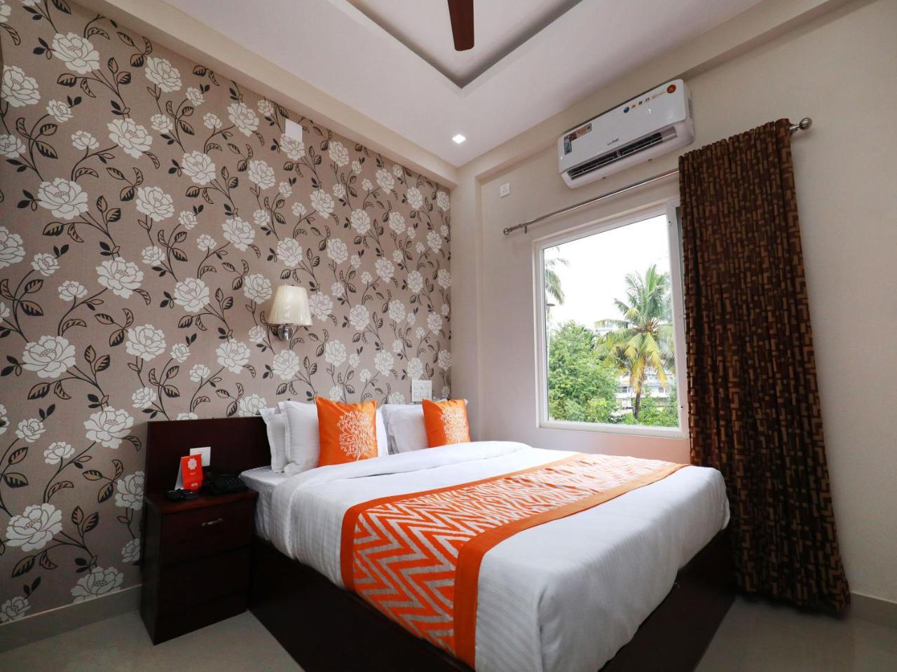 Hotel Oyo 6728 Almas Residency Kochi Exterior foto